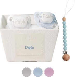 BebeDeParis. Chupete Blanco Bebé Personalizado con Nombre. y chupetero