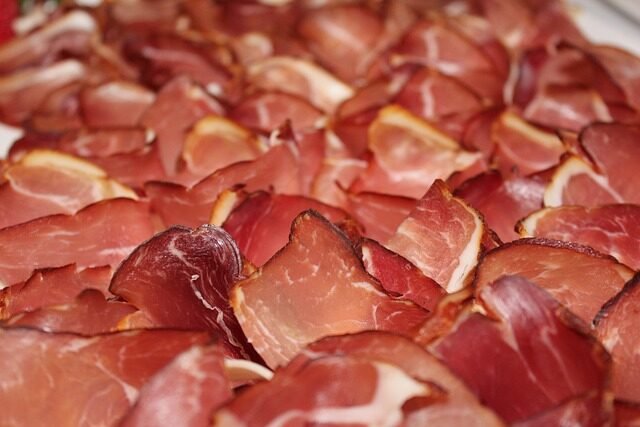 ¿Qué alimentos están desaconsejados durante el embarazo?